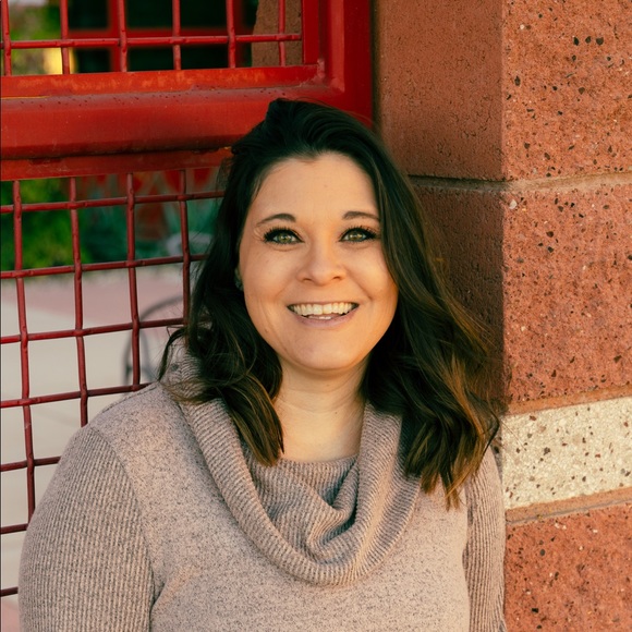 Meet your Posher, Christine - Picture 1 of 1